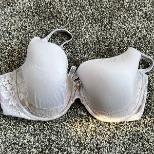 Victoria’s Secret Body by Victoria - 38DD